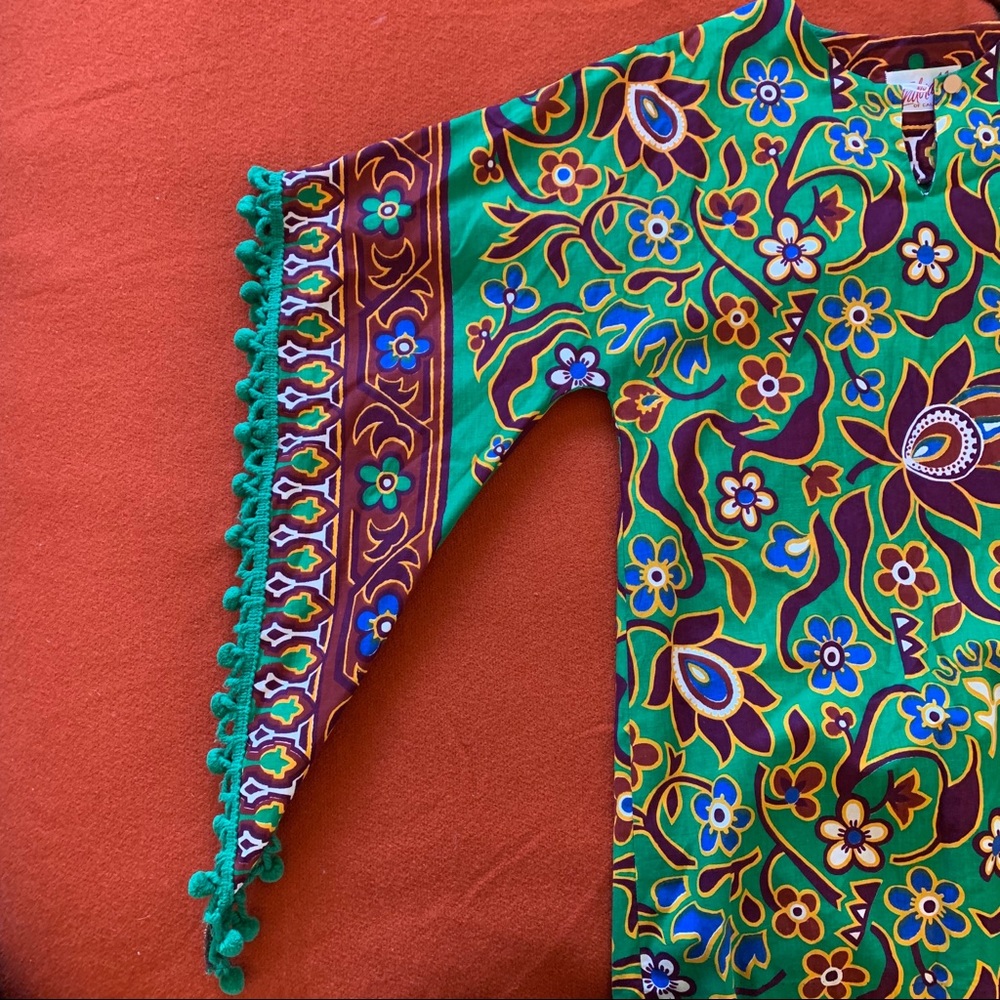 VTG Indorables Flare Sleeve Mini Dress